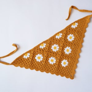 Mustard Yellow Daisy Crochet Bandana, Granny Square, Boho Hair Scarf, Hippie Hair Wrap, Vintage Style, Retro Hair Kerchief,Triangle Headband image 6