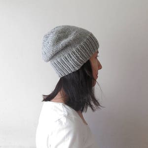 Silber Grau Slouchy Mütze, Grau grobstrick Slouch, Frauen Strickmütze, Herren Slouchy Mütze, Wolle Mischung, Nahtlos, Geschenk für sie, für ihn Bild 3