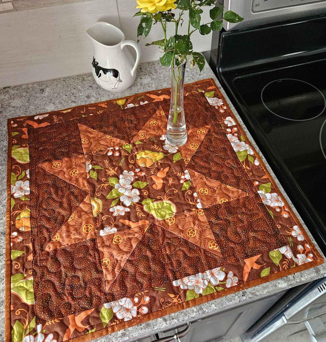 PDF Pattern, Directions, 4 Fat Quarter Table Runner by the Fabric ...