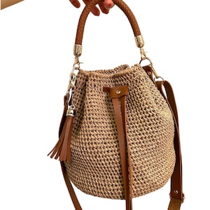 Luxury Crossbody Bag in Leather Accessories Camel Paper Yarn Beach ...