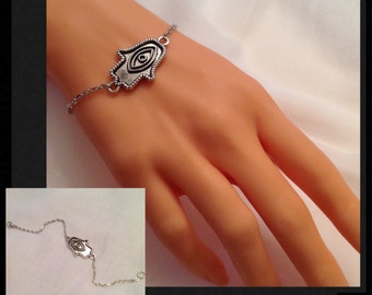Antique Silver Hamsa Hand Bracelet, Hamsa Necklace, Protection Pendant, Hamsa Pendant, Boho Style Silver Bracelet, Hand of Fatima Jewelry,