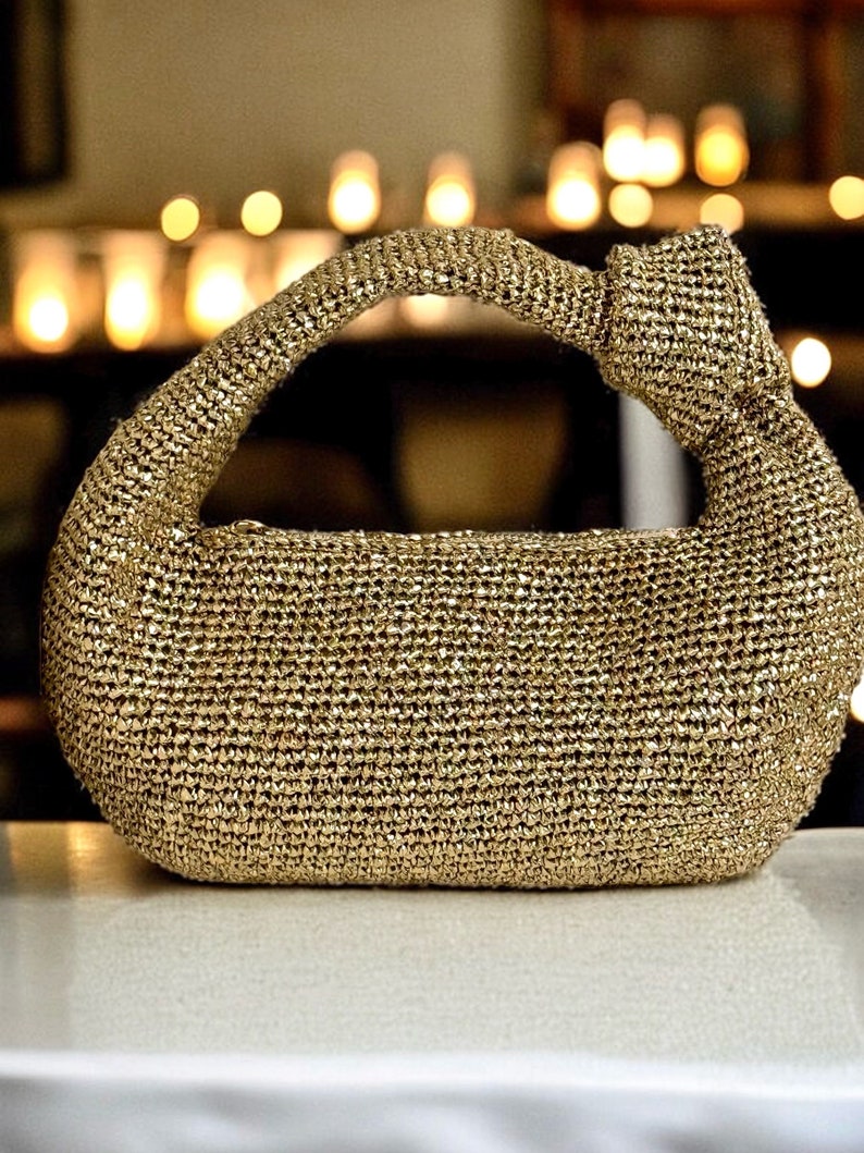 VIDEO TUTORIAL Knot Crochet bag Crochet bag pattern Glitter Gold Baguette Pouch Clutch Knitted Evening Bag Sparkling Easy Pattern zdjęcie 5
