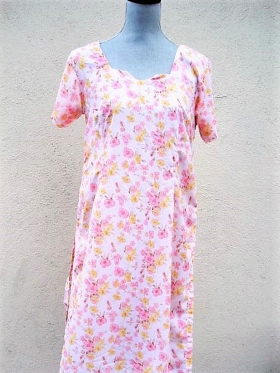 pink night clothes