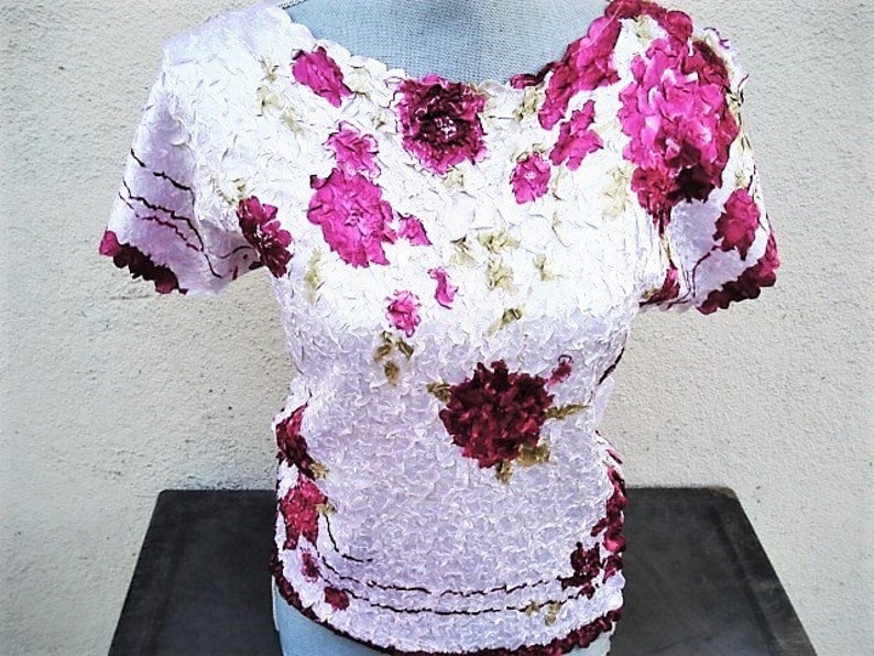 Woman/'s Clothing Pink Fashions Ladies Pink Flower Blouse Ladies Top Pink Top Fashions Colorful Clothes