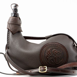 Liberty Mountain Bota Bag – 3 Quart Traditional Leather-Style Wine/Water Carrier - View #12