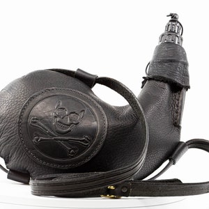Wine Skin,,, Bota bag in black leather with the Pirate skull & cross bone emboss
