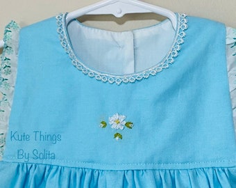 Embroidered girl dress