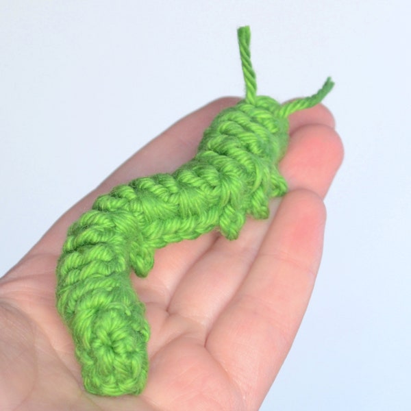 crochet pattern Scrappy Little Caterpillar, intermediate, small, wired