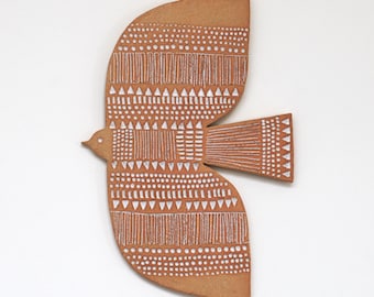 Ceramic Wall hanging ornament // Patterned Flying Bird Wall Tile // white No.10