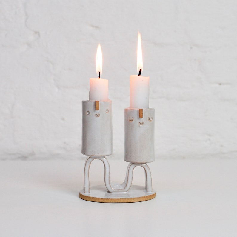 Double wavey ceramic candle holder or mini vase with face // White glaze image 1