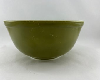 Pyrex Mixing Bowl Avocado Green Olive Green Verde Green