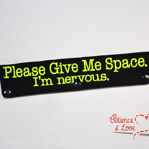 1 Please Give Me Space I'm Nervous Leash Sleeve, 2 lines on each side