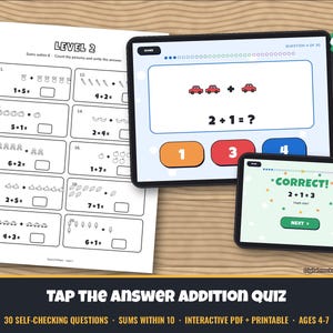 Puede incluir: Una hoja de ejercicios de matemáticas imprimible titulada Nivel 2 con sumas ilustradas, junto a dos tabletas que muestran un cuestionario interactivo con gráficos de coches, botones de opción y una pantalla de Correcto.