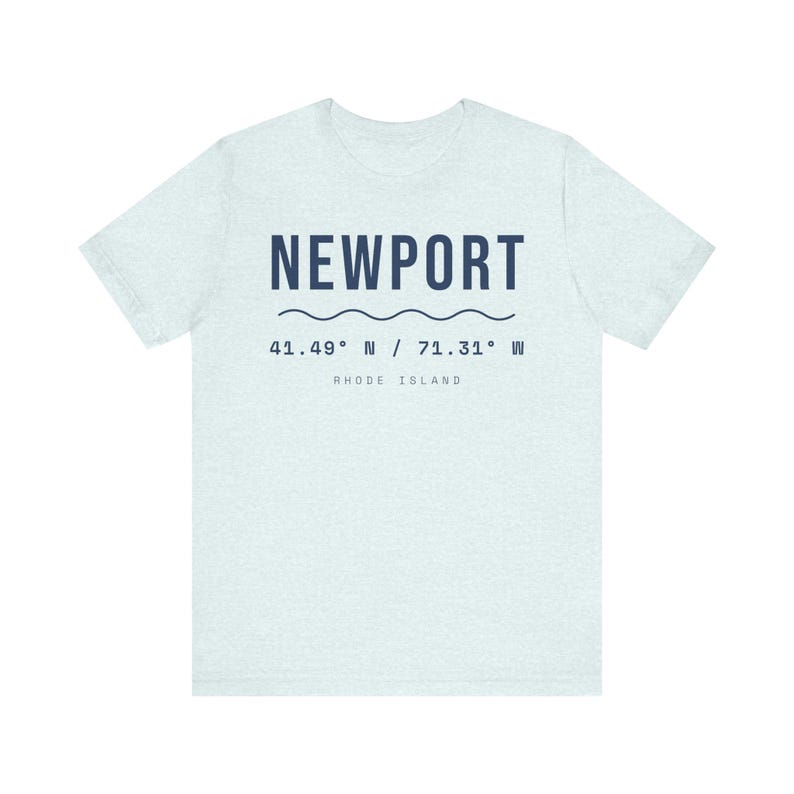 T-shirt met coördinaten van Newport, Rhode Island, minimalistisch T-shirt van Rhode Island, 41.49 N 71.31 W, souvenir van Newport, cadeau uit New England, unisex katoenen T-shirt. afbeelding 4