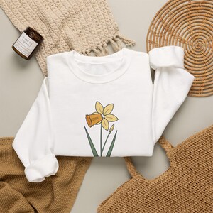 Newport Daffodil Sweatshirt, Daffodil Season Crewneck, Newport Rhode Island Spring Sweater, Floral Botanical Gift for Her image 5