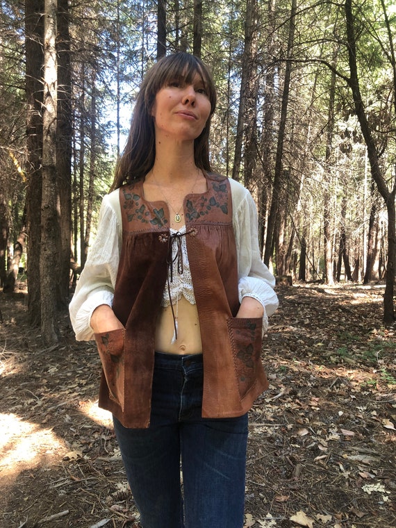 トップス Sahara Chinoiserie Vest Layred Top Vintage 70s Char Leather Top Vest Handpainted Women's Floral