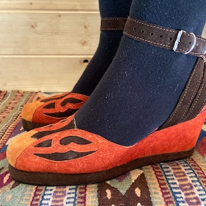 Deadstock 1970s JOSEPH LAROSE Sbicca Patchwork Butterfly Mod Pop Art Wedge Platform Bombshell Pinup Hippie Platform Heels Rare Designer 9M