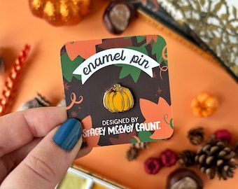 Mini Pumpkin Enamel Pin. Pumpkin Pin. Halloween Pin. Spooky Pins. Autumn Enamel Pin. Fall Enamel Pin. Witchy Pins. Pumpkin Jewellery