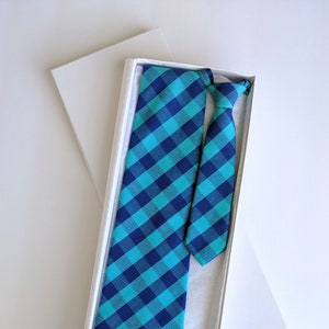 White Tie Gift Box Optional Black, Green or Blue Ribbon Fits Neck Tie, Bow Tie, Scarf, or Belt Tie NOT included image 1