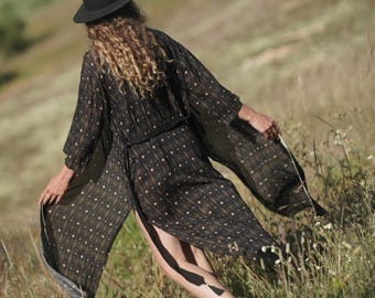 Geometric Print Kimono Cardigan: Boho Festival Cover-Up