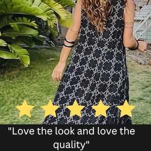 Langes Maxikleid, Knopfkleid, langes Kleid, ärmelloses lockeres Maxikleid, schwarzes Boho-Kleid, geometrisches Maxikleid