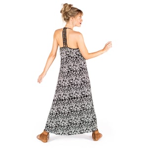 Casual Halter Maxi Dress For Women, Geometric Maxi Dress, Long Sleeveless Dress, Summer Black White Dress, Pockets Dress, Strappy Boho Dress