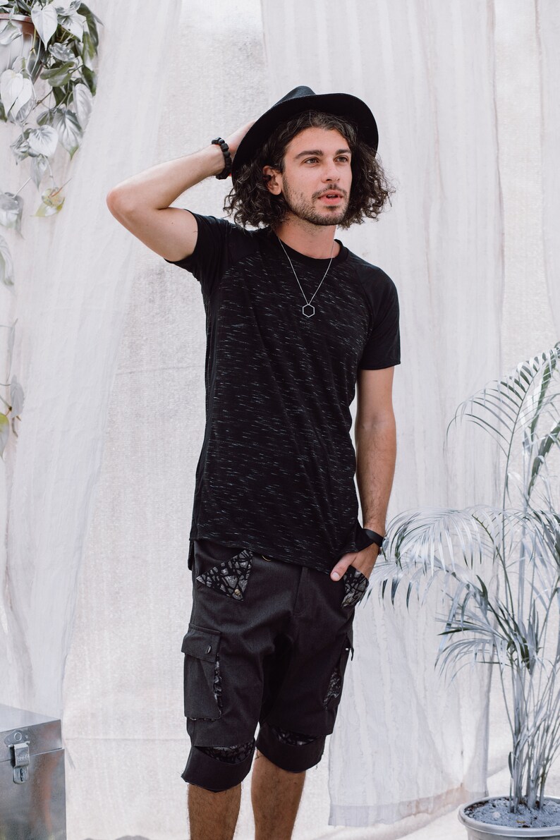 black fashion t shirt