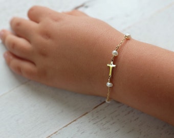 Baby baptism Bracelet,Cross Baby Bracelet,Baptism Jewelry,Pearl Baby Bracelet,Godchild Gift,Baby Girl Cross Jewelry,dedication gift