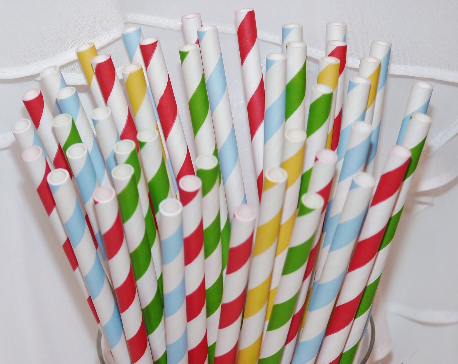 Wizard of OZ 60 Paper PiXiE StIcKs Straws Dorothy Blue Ruby