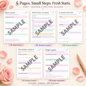 Può includere: Cinque pagine di un tracker delle abitudini e costruttore di routine con il titolo 5 Pages. Small Steps. Fresh Starts. Le pagine includono sezioni per iniziare un'abitudine, monitoraggio mensile, creazione di routine, check-in settimanali e schede.
