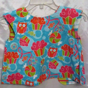 Cup Cake and Owl toddler smock, bib or apron blue lined big button  adjustable for 2-5 years
