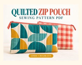 Può includere: Un cartamodello PDF digitale per una pochette trapuntata con cerniera. L'immagine mostra due pochette: una con un motivo geometrico color ottanio, giallo e crema, e l'altra con un motivo a quadretti vichy rossi e crema. Testo: QUILTED ZIP POUCH SEWING PATTERN PDF.