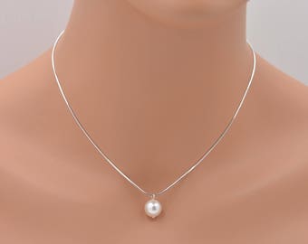 Set of 5 Bridesmaid Pearl Necklaces, Large Pearl Pendant on Sterling Silver Snake Chain 0063