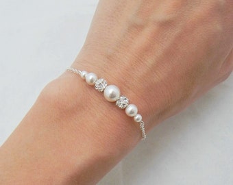 Set of 5 Bridesmaid Pearl Bracelets with Magnetic Clasp and Sterling Silver Chain, 5 Bridesmaids Bracelets 5001