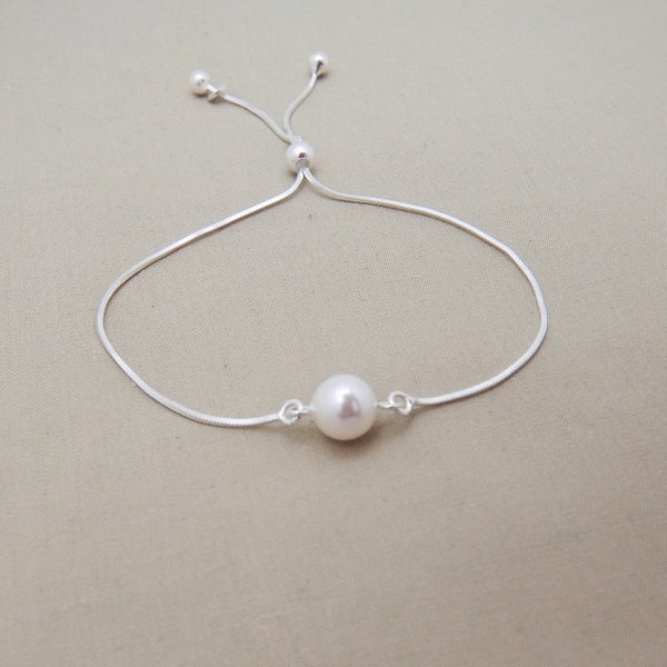 Single Pearl Bracelet with Sliding Clasp, Sterling Silver Adjustable Bracelet 0432