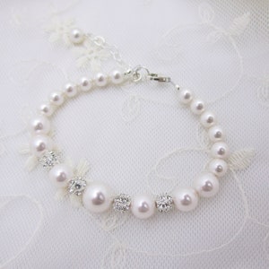 Pearl Bridal Bracelet in Sterling Silver, High Quality Pearl and Crystal Adjustable Wedding Bracelet 6041