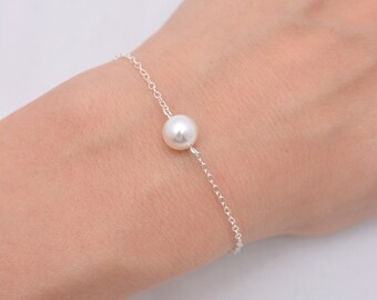 Set of 6 Bridesmaid Bracelets, 6 Floating Pearl Bracelets, Single Pearl Sterling Silver Bracelets 0165