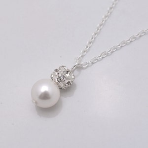 Set of 4 Pearl and Rhinestone Bridesmaid Necklaces, Pearl and Crystal Pendant Bridesmaid Jewelry Gift 0192 image 2