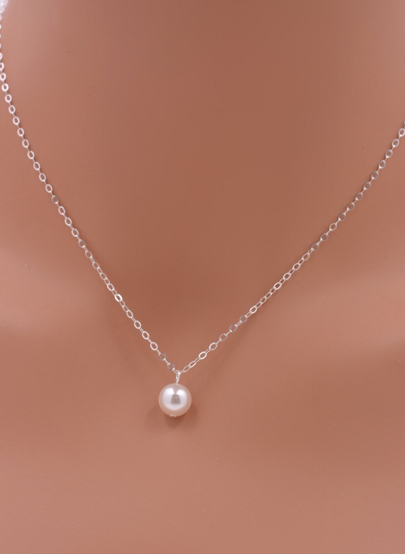 Set Of Bridesmaid Pearl Necklaces Single Pearl Necklaces Etsy