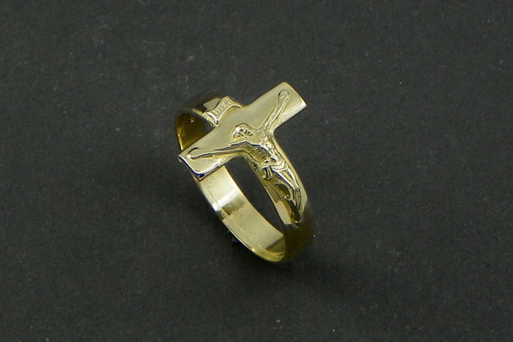 Anello crocifisso deals