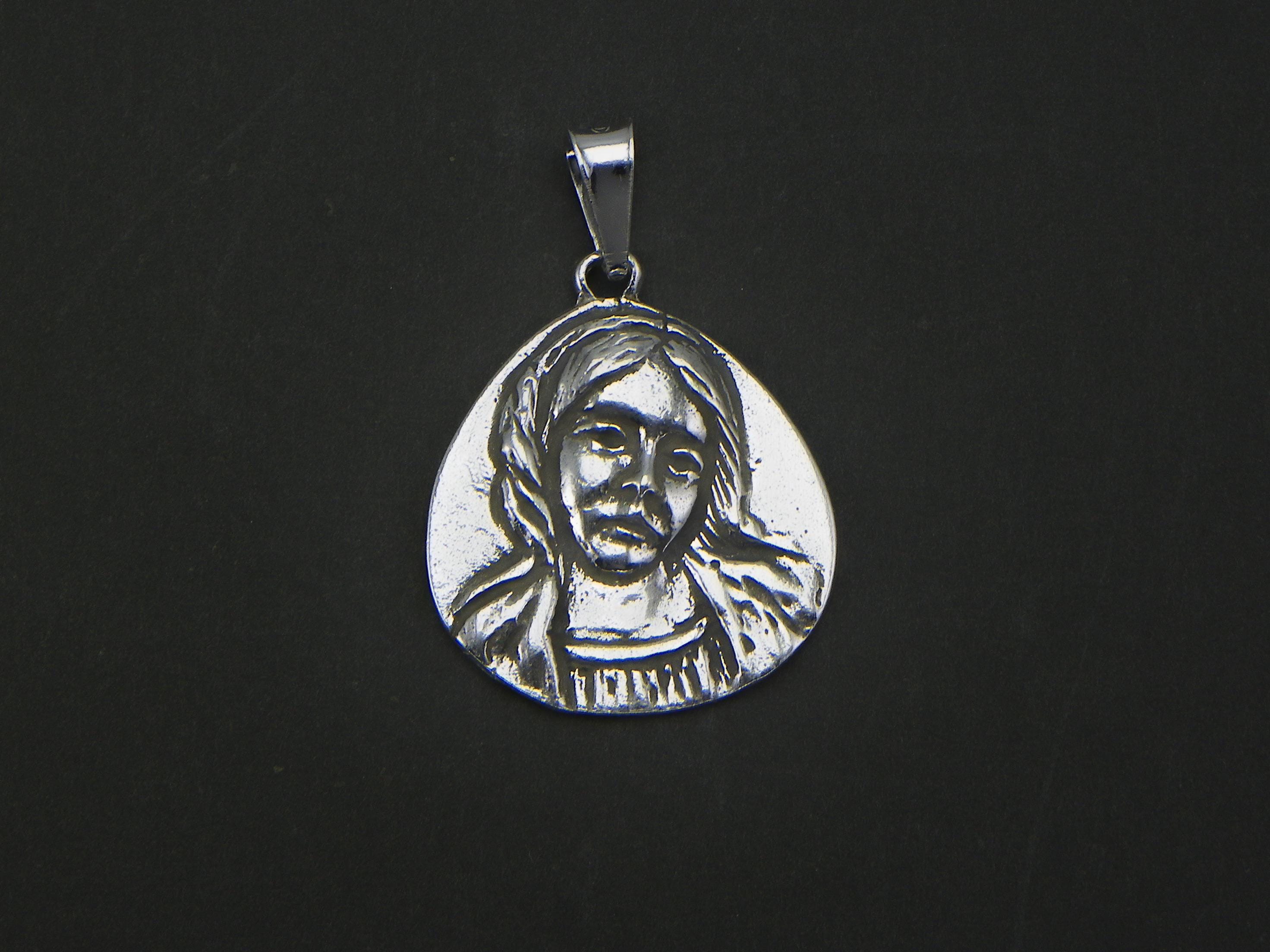 Collier Notre-Dame de Lourdes argent 925 gravé | vente en ligne sur