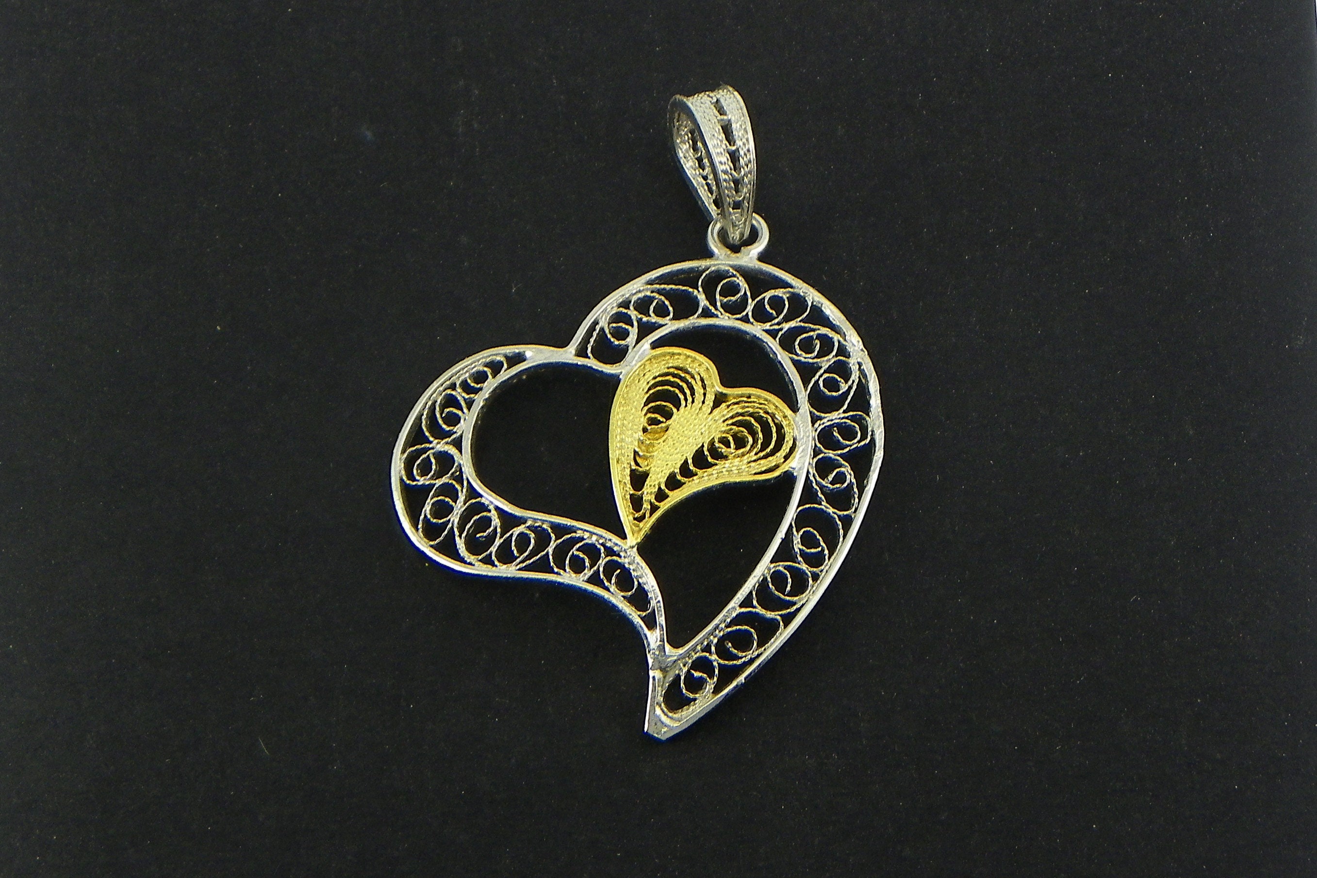 GD signs Collana con ciondolo a forma di cuore per signore I Catena con piccolo cuore I Collana a cuore in filigrana in acciaio inossidabile (D'argento