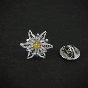 エーデルワイス I - 銀細工のブローチ - Etsy 日本