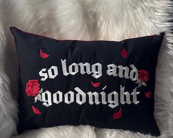 Coussin/Oreiller brodé Goodnight Roses