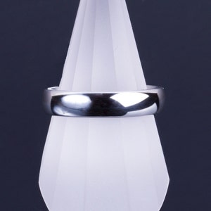 Simple Sterling Silver 5mm Comfort Fit Band Ring