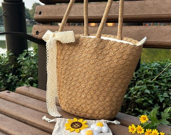 Sac cabas en paille fait main avec pochette en toile et ensemble de fleurs au crochet pour stylisme personnalisé