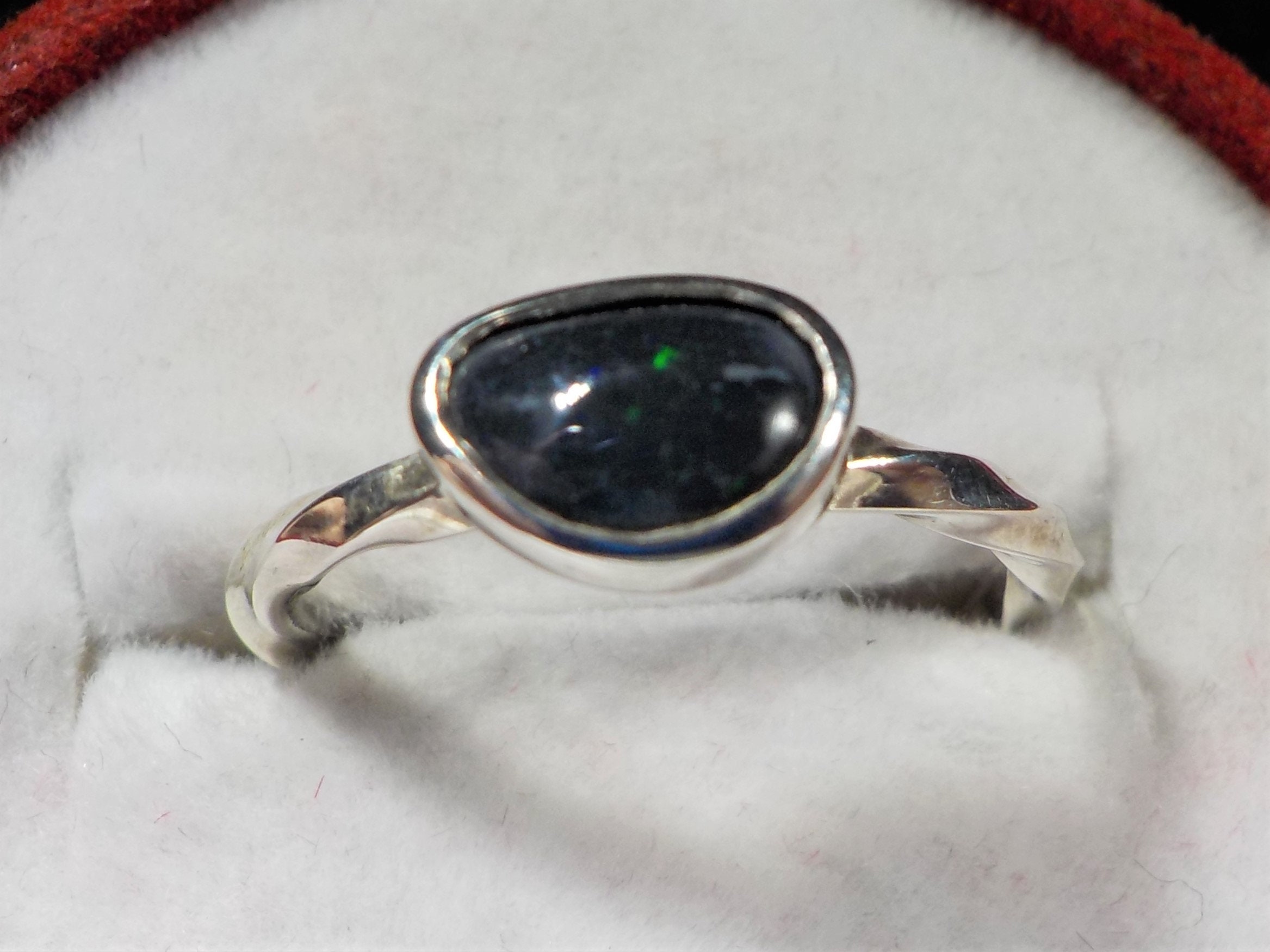 Lightning Ridge Black Opal Ring with Purple and Green Flashes (Size L 5