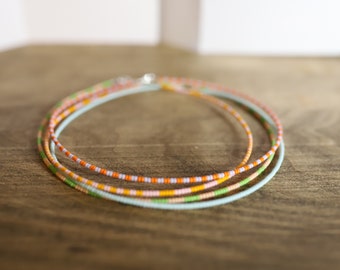 Graphic Patterned Beaded Choker Necklace - 90s Nostalgia - Handmade Seed Bead Jewelry