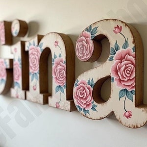 Lettres roses pour chambre de bébé, thème rose pour chambre d&#39;enfant, nom de chambre d&#39;enfant, décoration murale pour bébé, lettres murales pour chambre d&#39;enfant, chambre de bébé chic vintage