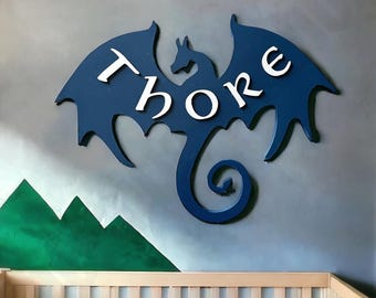 Cartello del drago, arte murale personalizzata del drago, decorazione murale fantasy, decorazione della casa del drago, cartello decorativo della cameretta del bambino del drago, regalo per bambini del drago